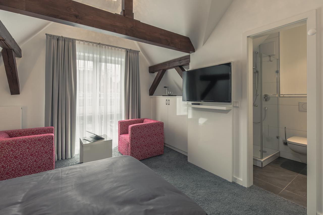 Bahnlounge 1907 Bed and Breakfast Neuenstadt am Kocher Exteriör bild