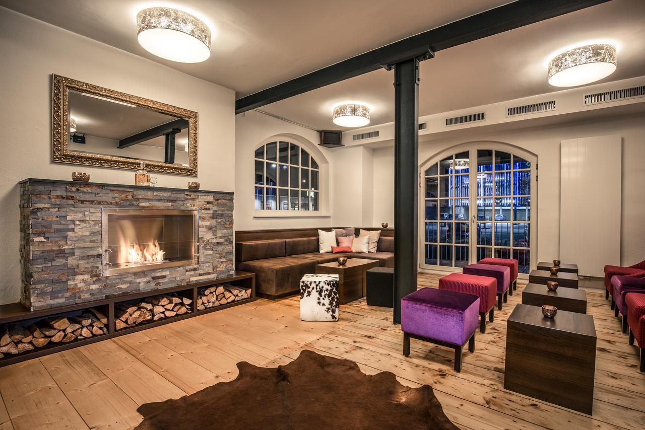 Bahnlounge 1907 Bed and Breakfast Neuenstadt am Kocher Exteriör bild
